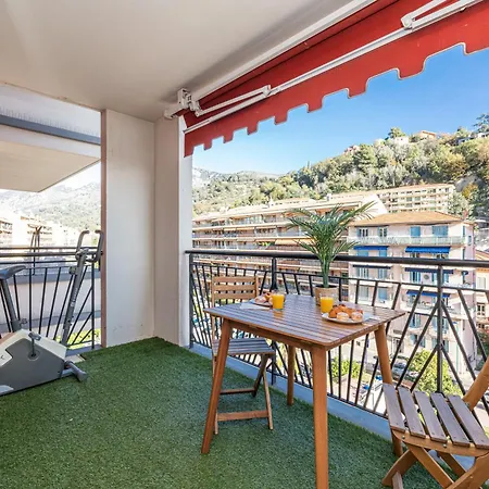 Intercontinental Superbe Avec Piscine Bed and breakfast Menton