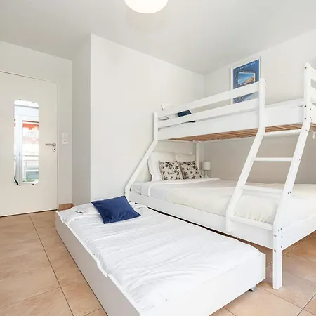 Intercontinental Superbe Avec Piscine Bed and breakfast