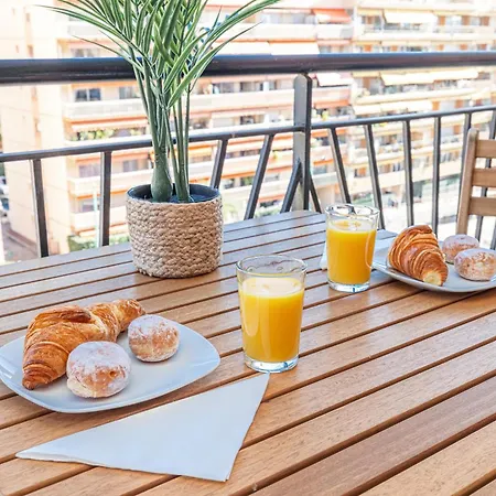 Intercontinental Superbe Avec Piscine Bed and breakfast 4*