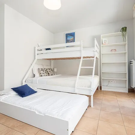 Intercontinental Superbe Avec Piscine Bed and breakfast