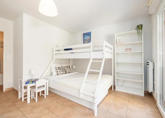 住宿加早餐酒店 Intercontinental Superbe Avec Piscine